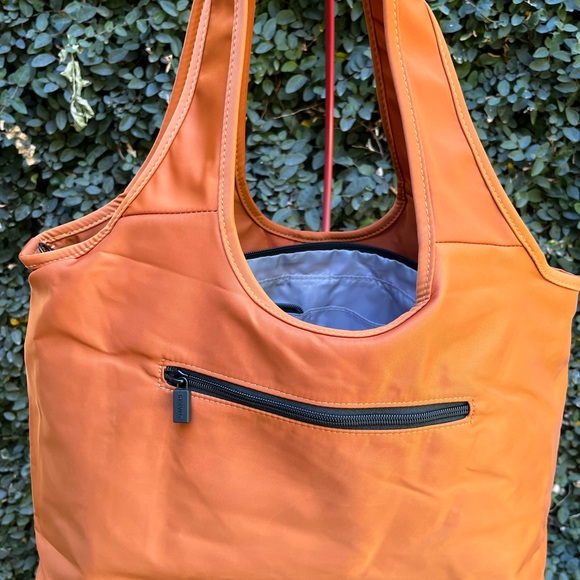 HKWIP Bold Orange Women's Tote - Picture 5 of 10